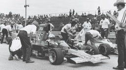 1974 F5000 Grid #66 Redman Banner