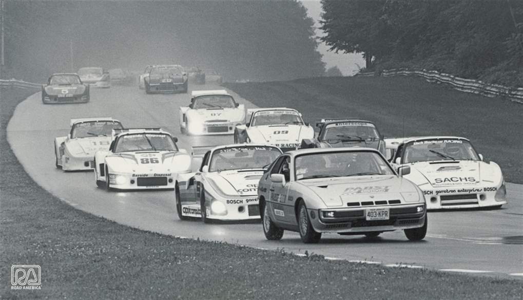 1980 IMSA: Pace Lap Banner